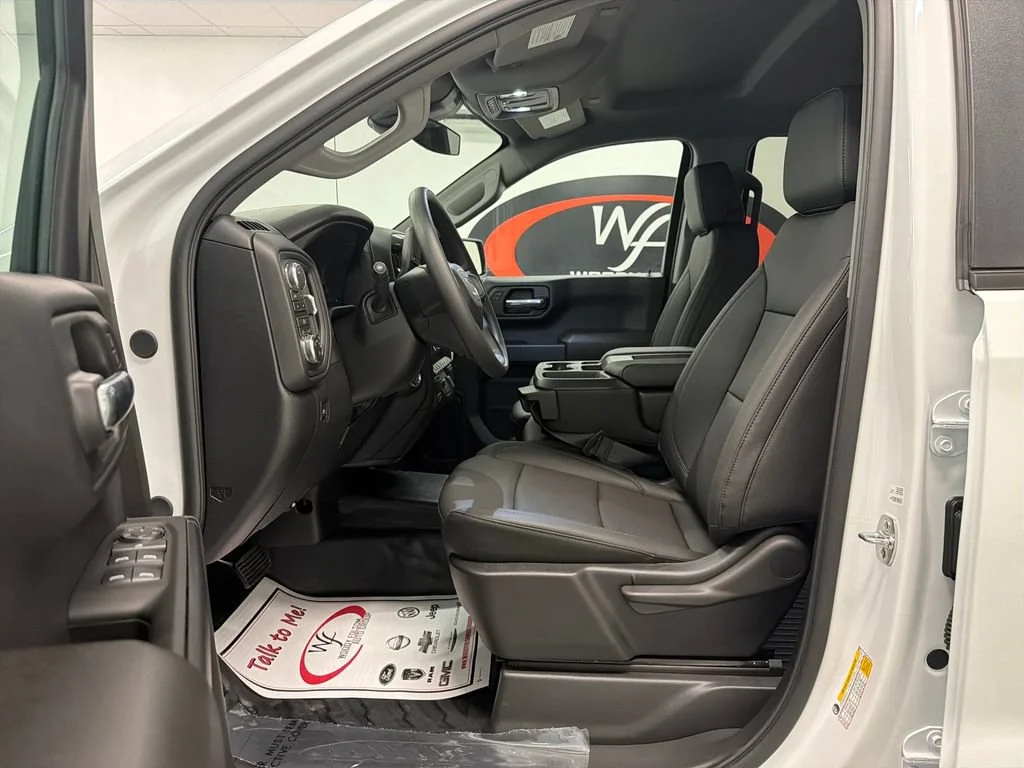 New 2026 Summit White GMC Pro image 12