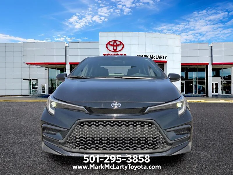 Used 2025 Midnight Black Metallic TOYOTA SE CVT image 8