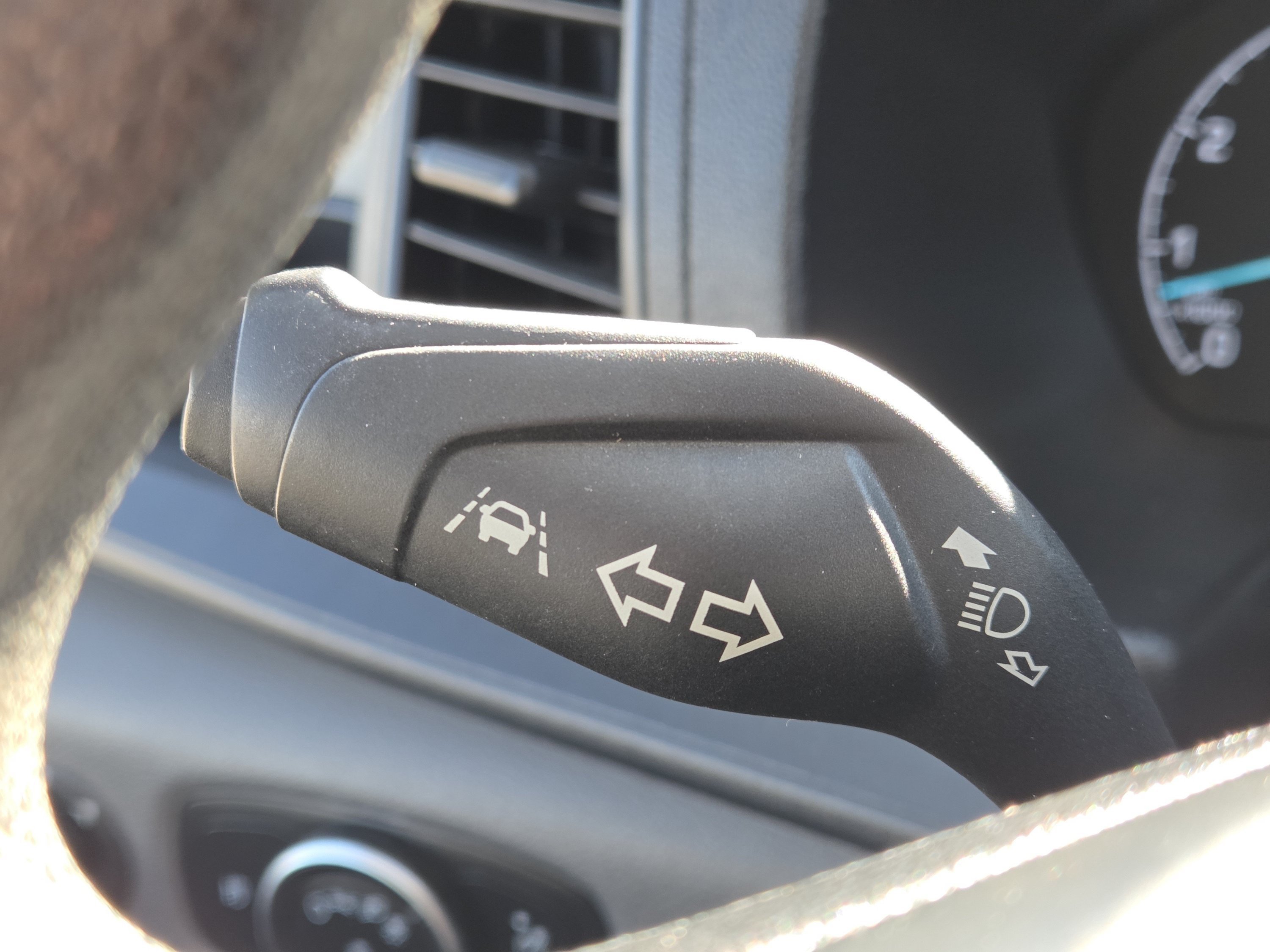 Used 2023 Oxford White Ford Base image 11