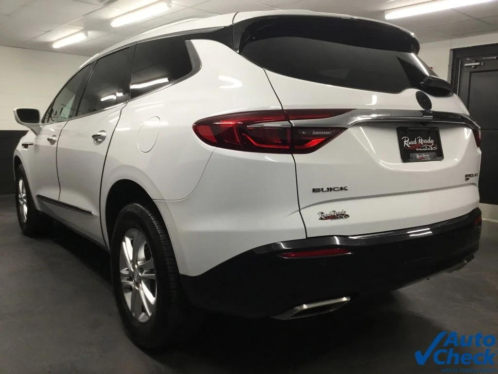 Used 2018 White Buick Essence image 8