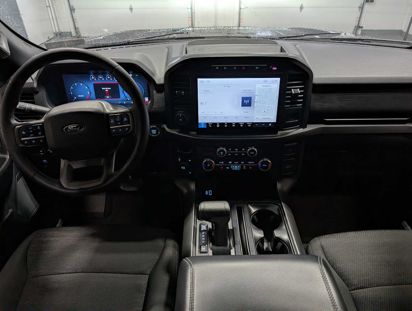 Used 2024 Agate Black Metallic Ford XLT image 17