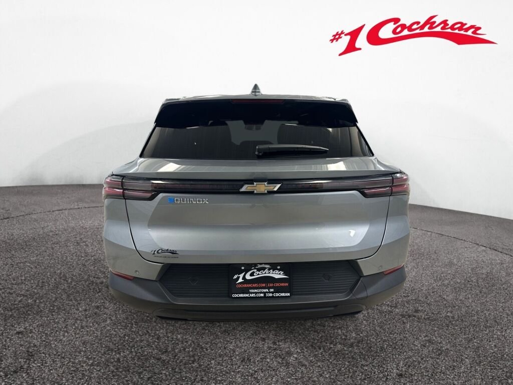 Used 2025 Sterling Gray Metallic Chevrolet LT image 24