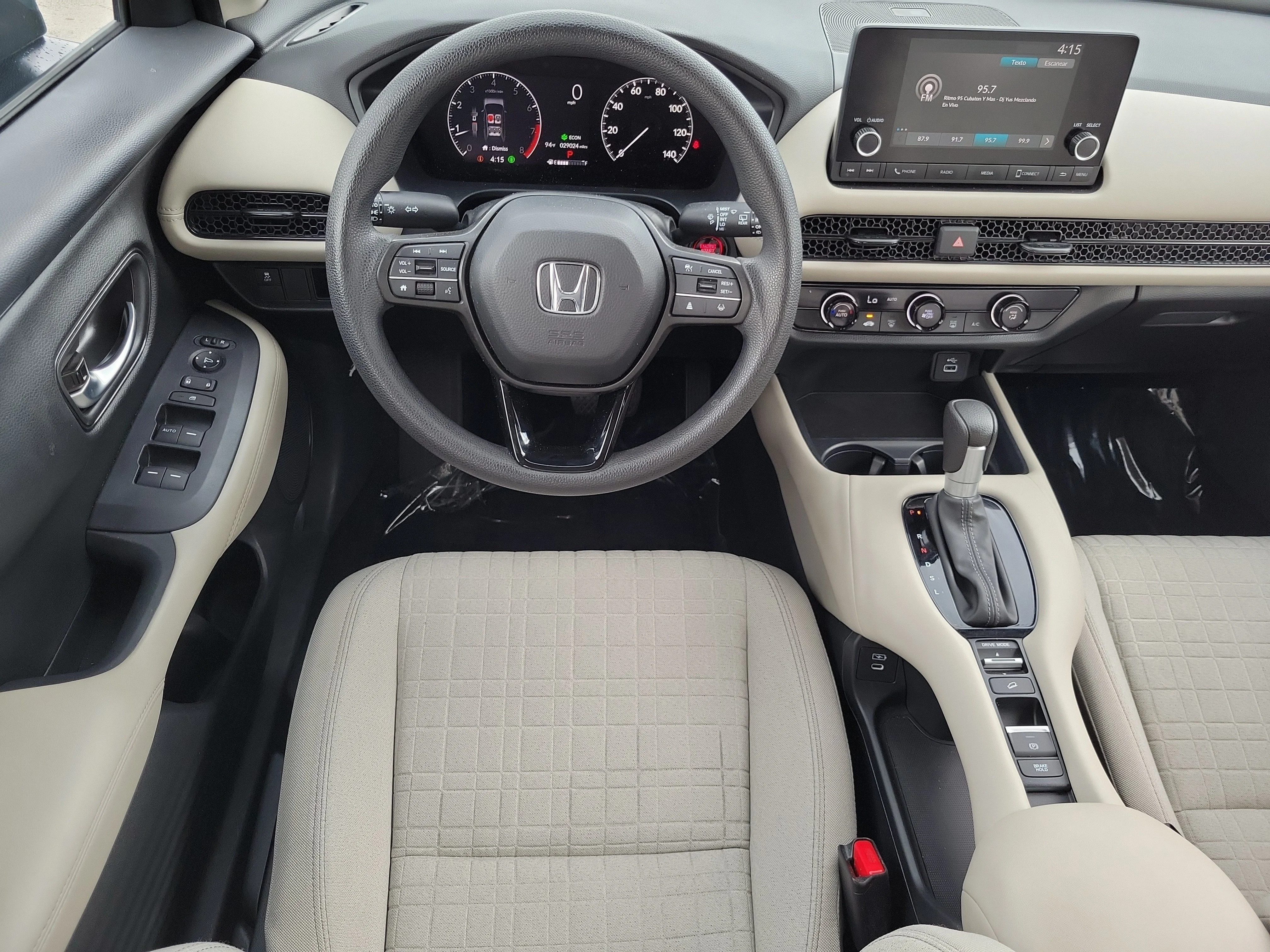 2025 Honda HR-V LX - Photo 13