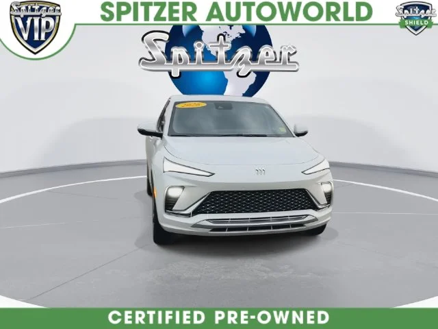 Used 2026 White Buick Avenir image 6