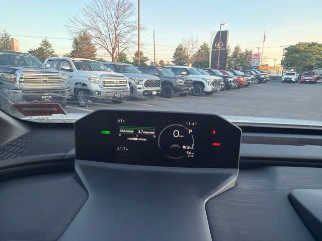New 2026 Wind Chill Pearl <sup>1</sup> Toyota  SE image 15
