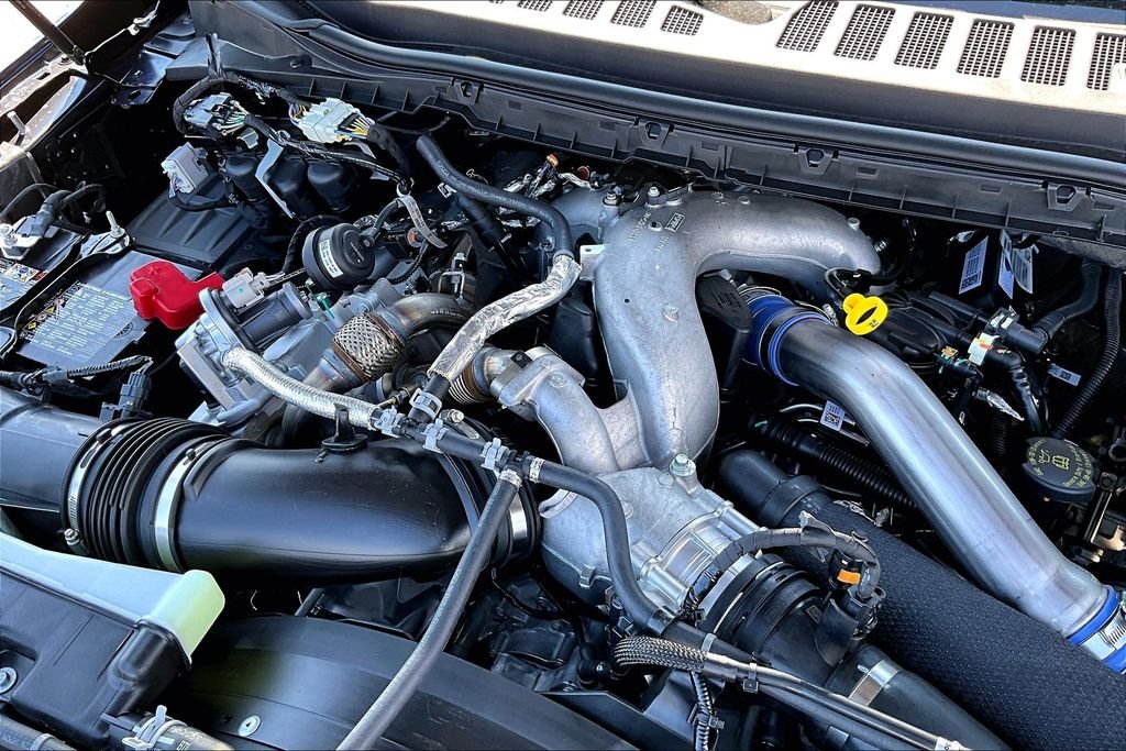 New 2026 Ford Super Duty F-250 Lariat 4D Crew Cab