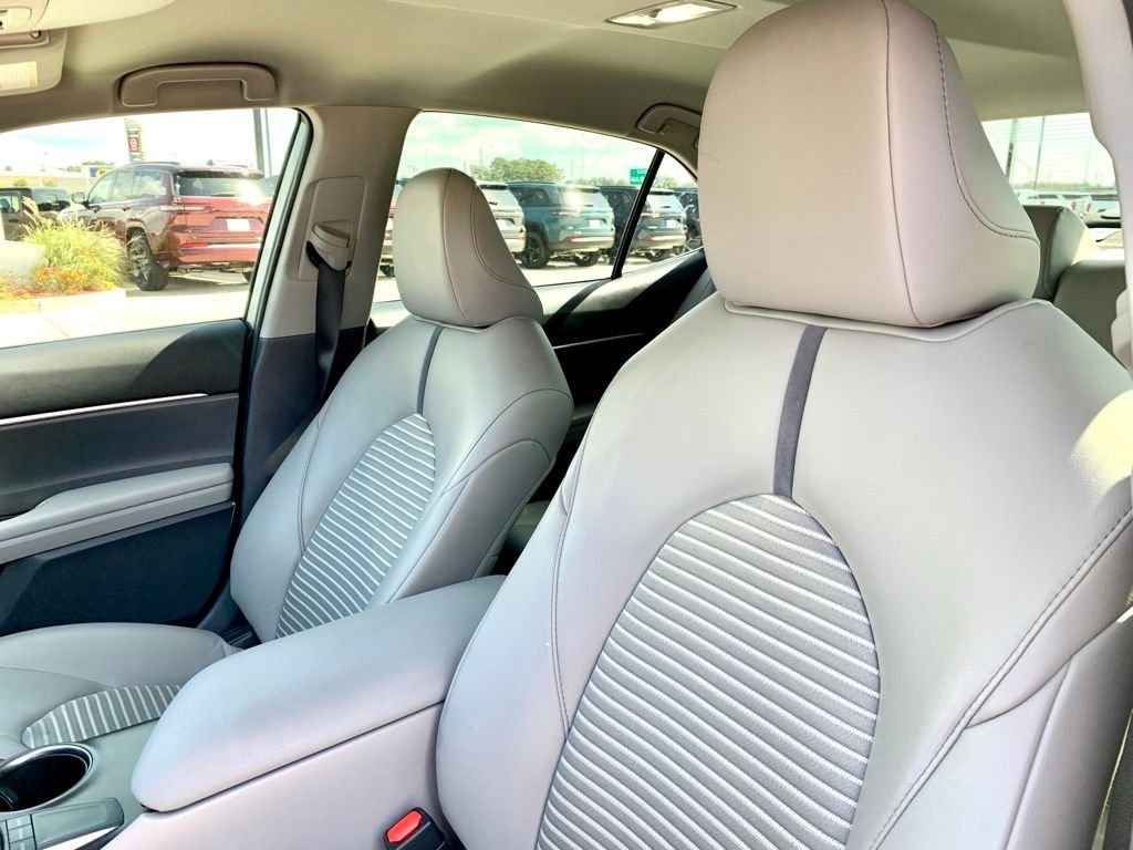 Used 2024 Silver Toyota SE image 12