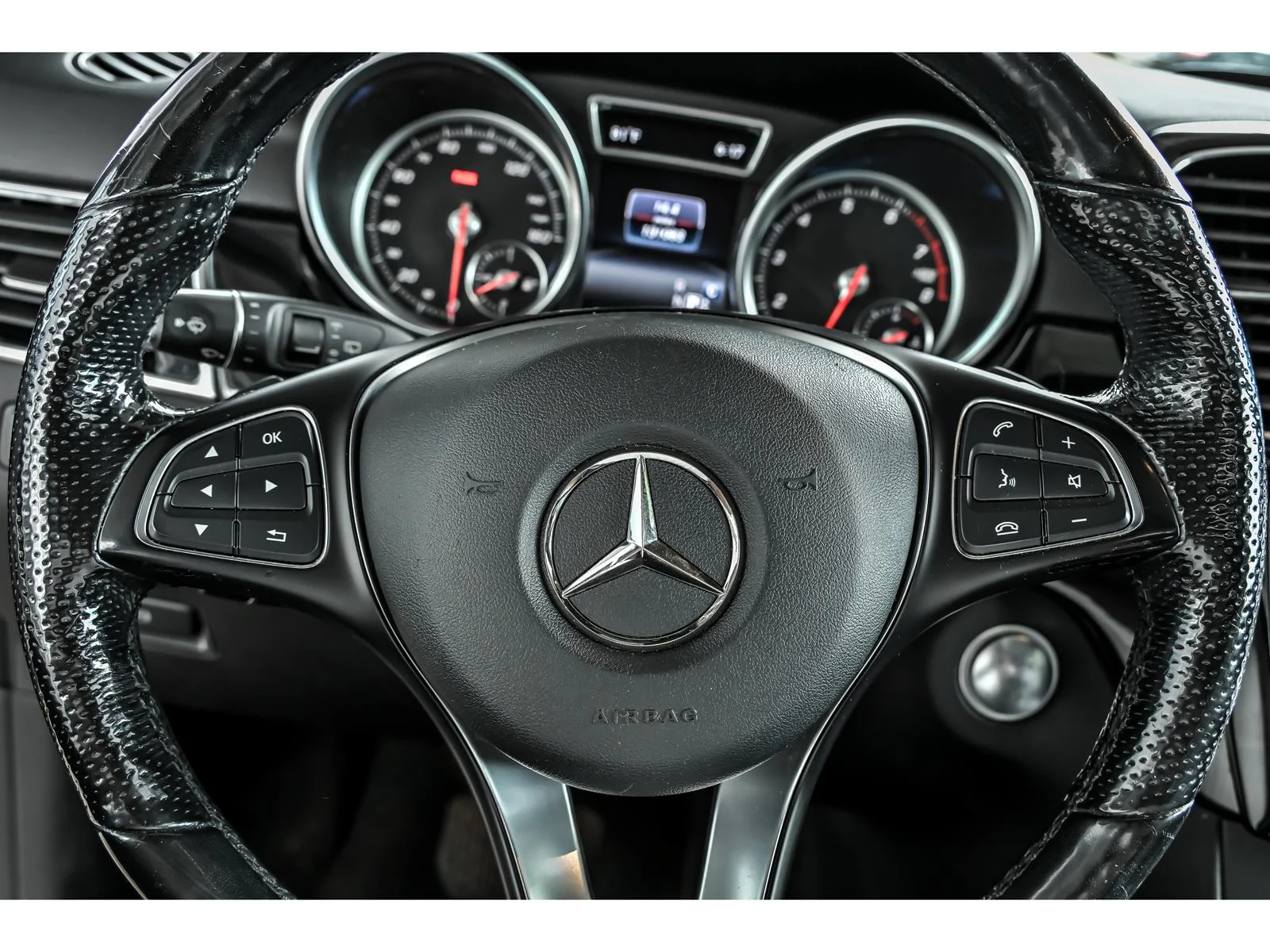 Used 2018 Black Mercedes-Benz GLE 350 4MATIC® image 19