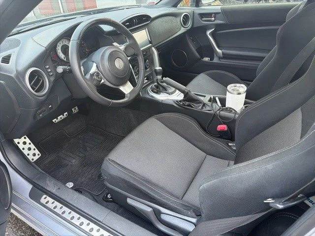 Used 2020 Gray Toyota Base image 3