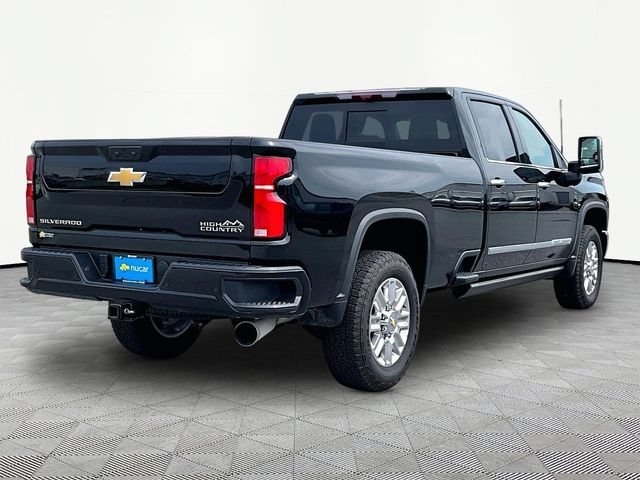 Used 2025 Black Chevrolet High Country image 6