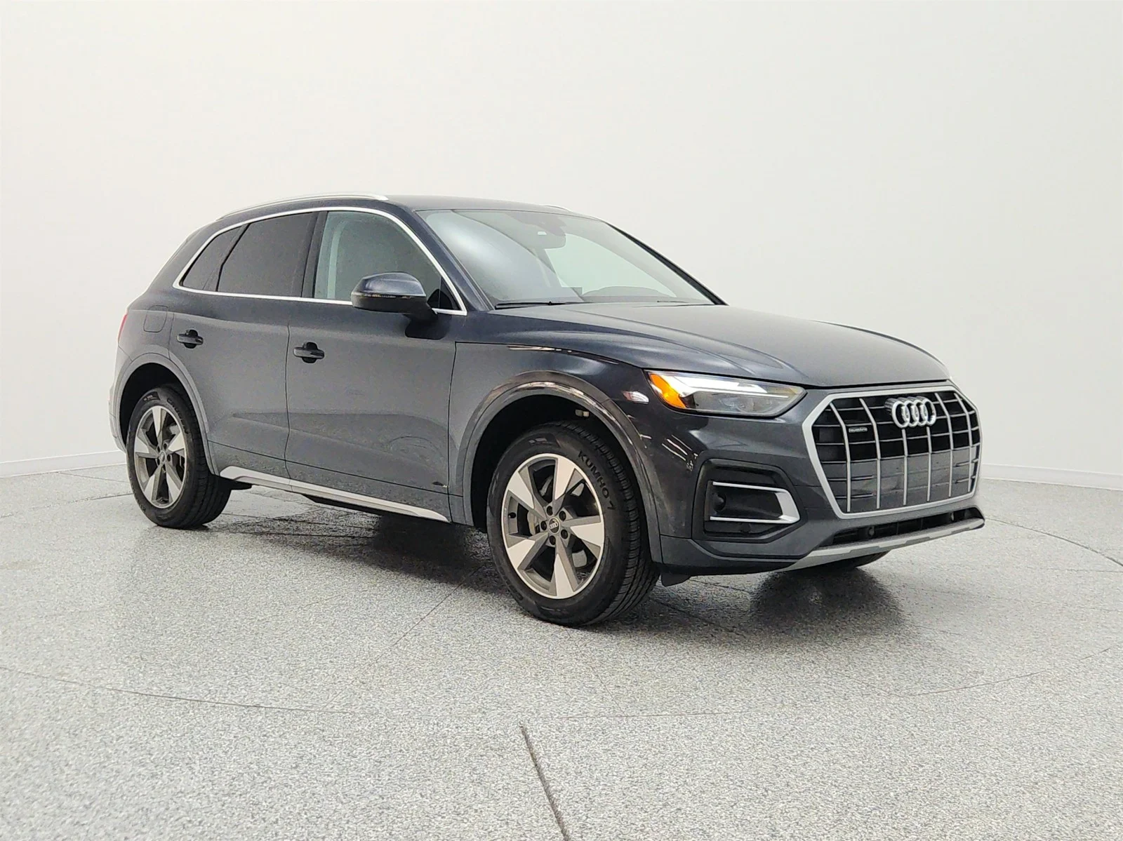 Used 2023 Manhattan Gray Metallic Audi Premium image 3