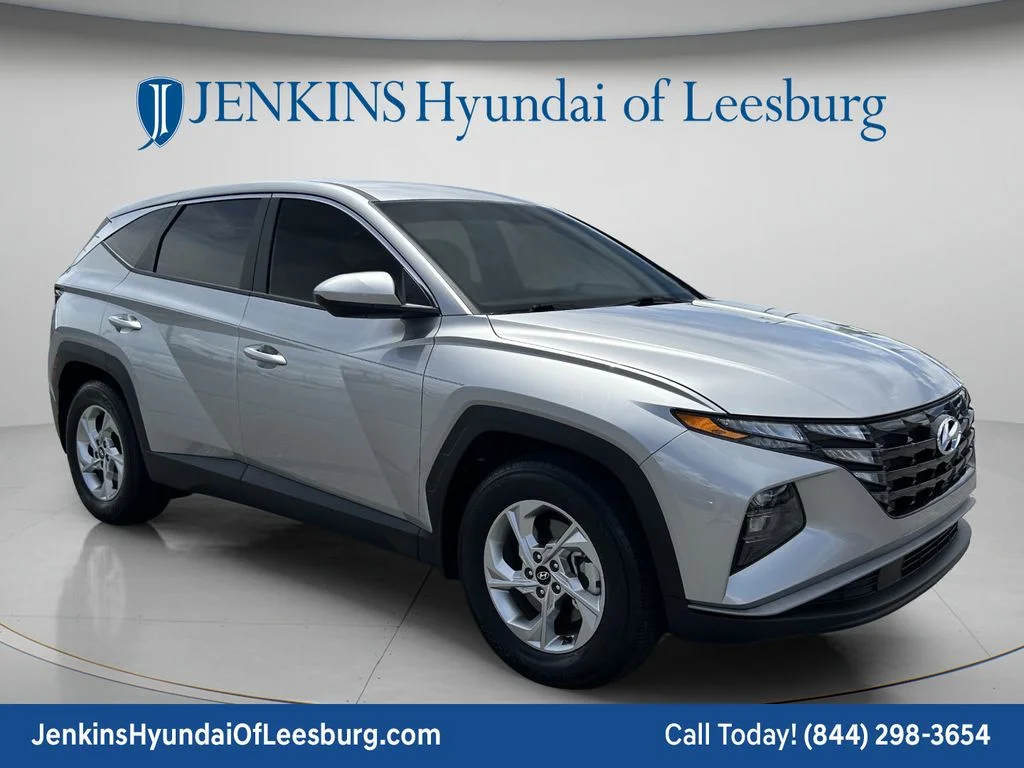 Used 2024 Silver Hyundai SE image 1