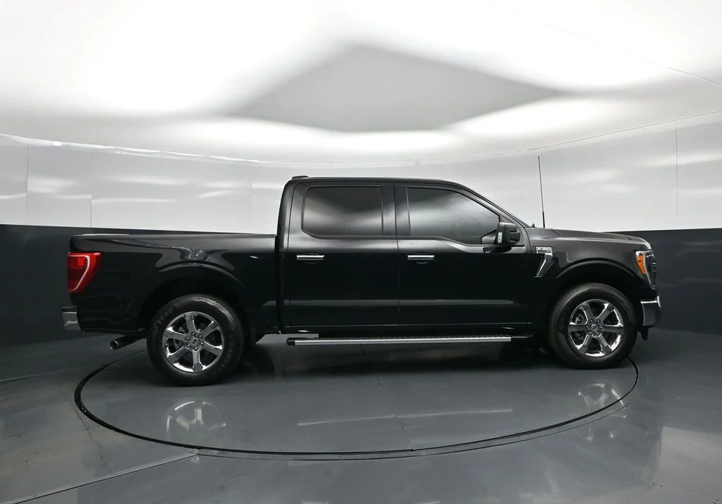 Used 2023 Black Ford XLT image 22