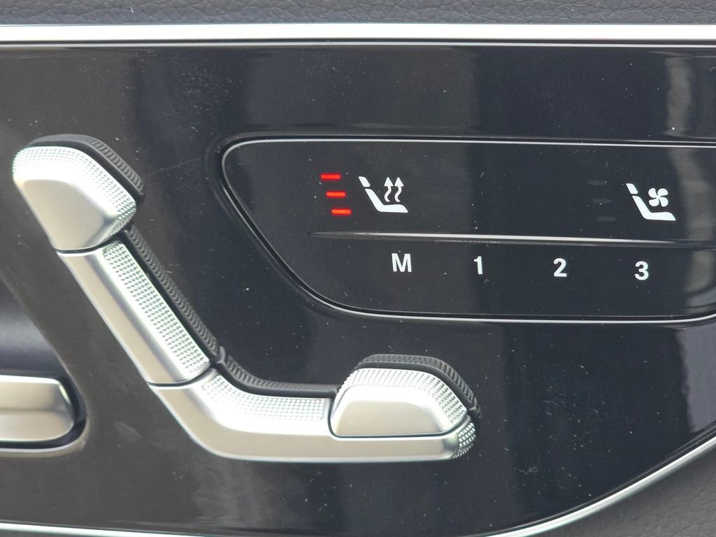 New 2026 Graphite Grey Metallic Mercedes-Benz GLC 300 image 44