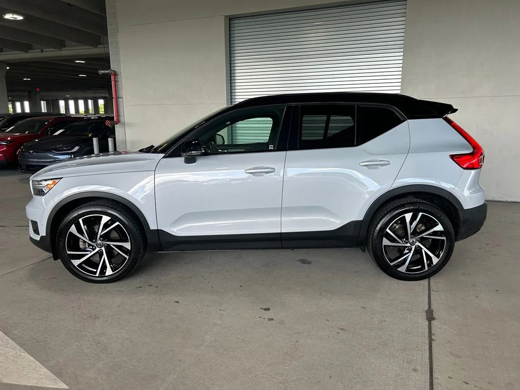 2021 Volvo XC40