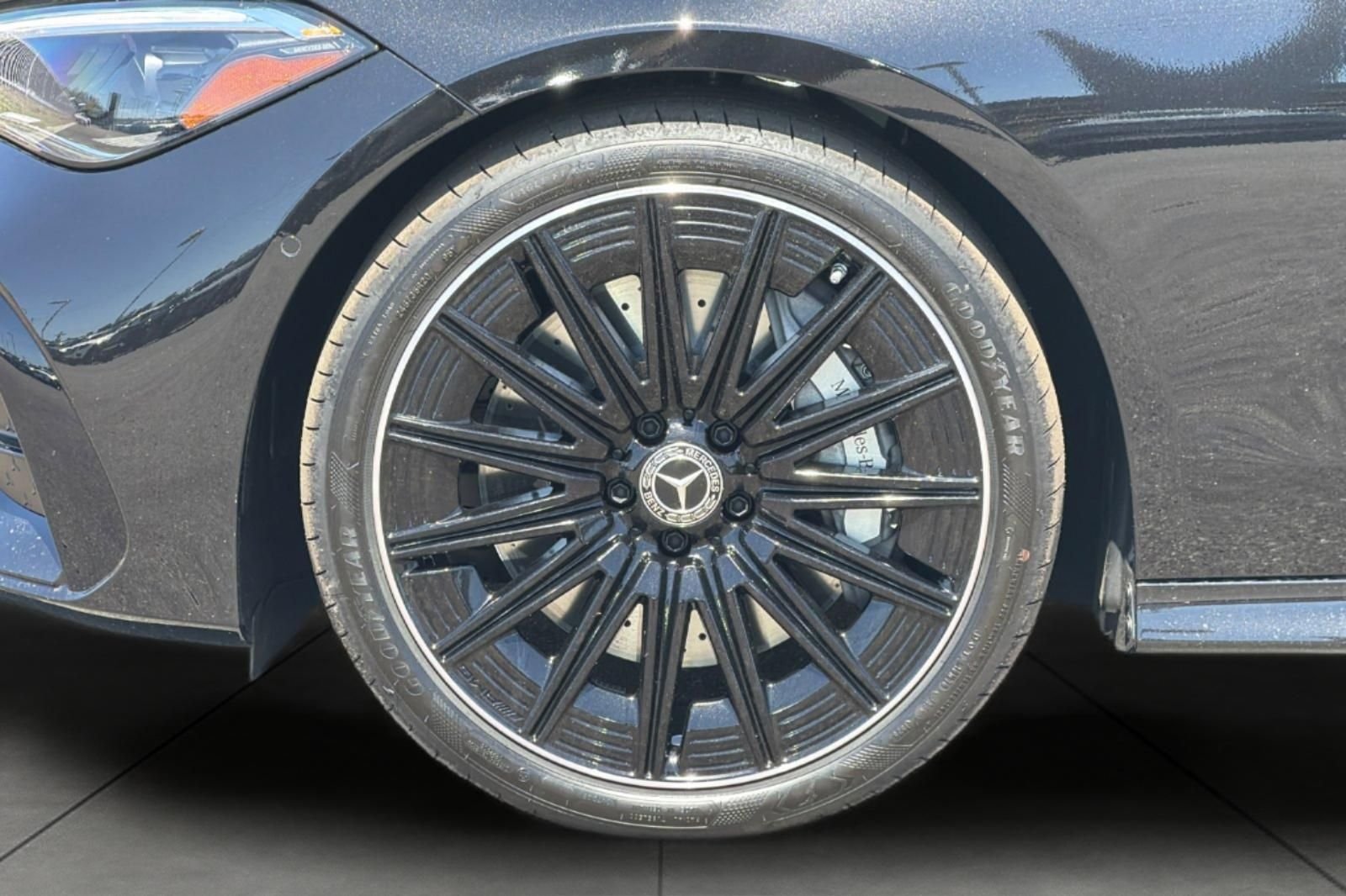 New 2026 Obsidian Black Metallic Mercedes-Benz CLE 450 image 4