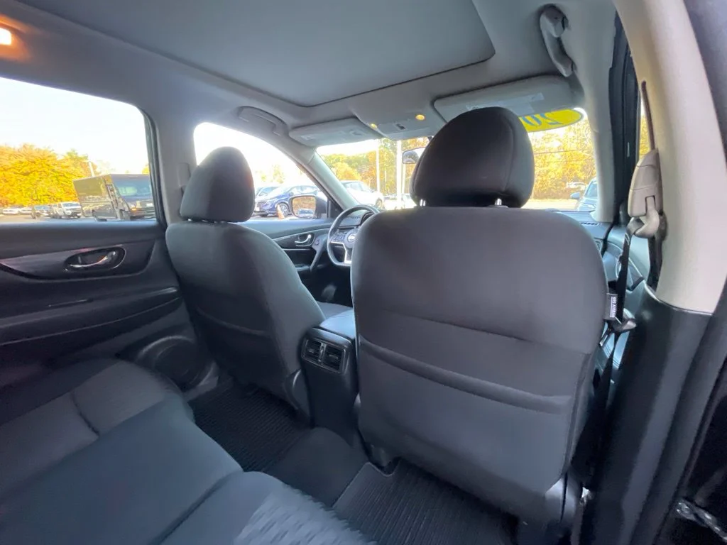 Certified Used 2018  Nissan SV image 23