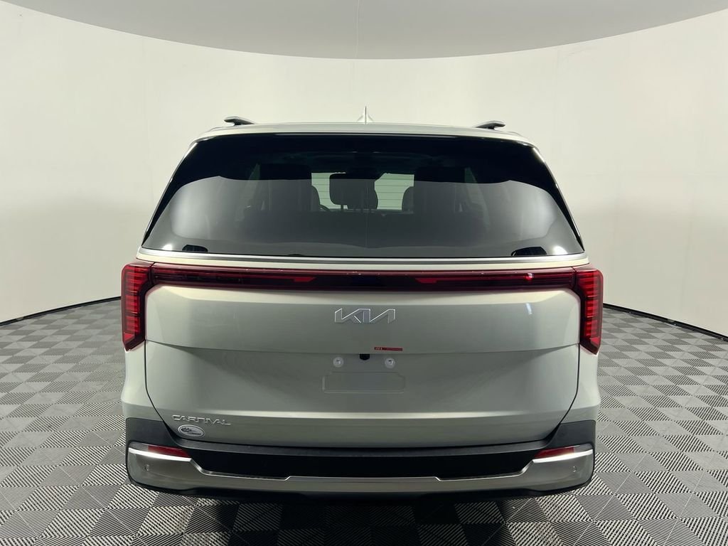New 2026 Ivory Silver Kia EX image 4