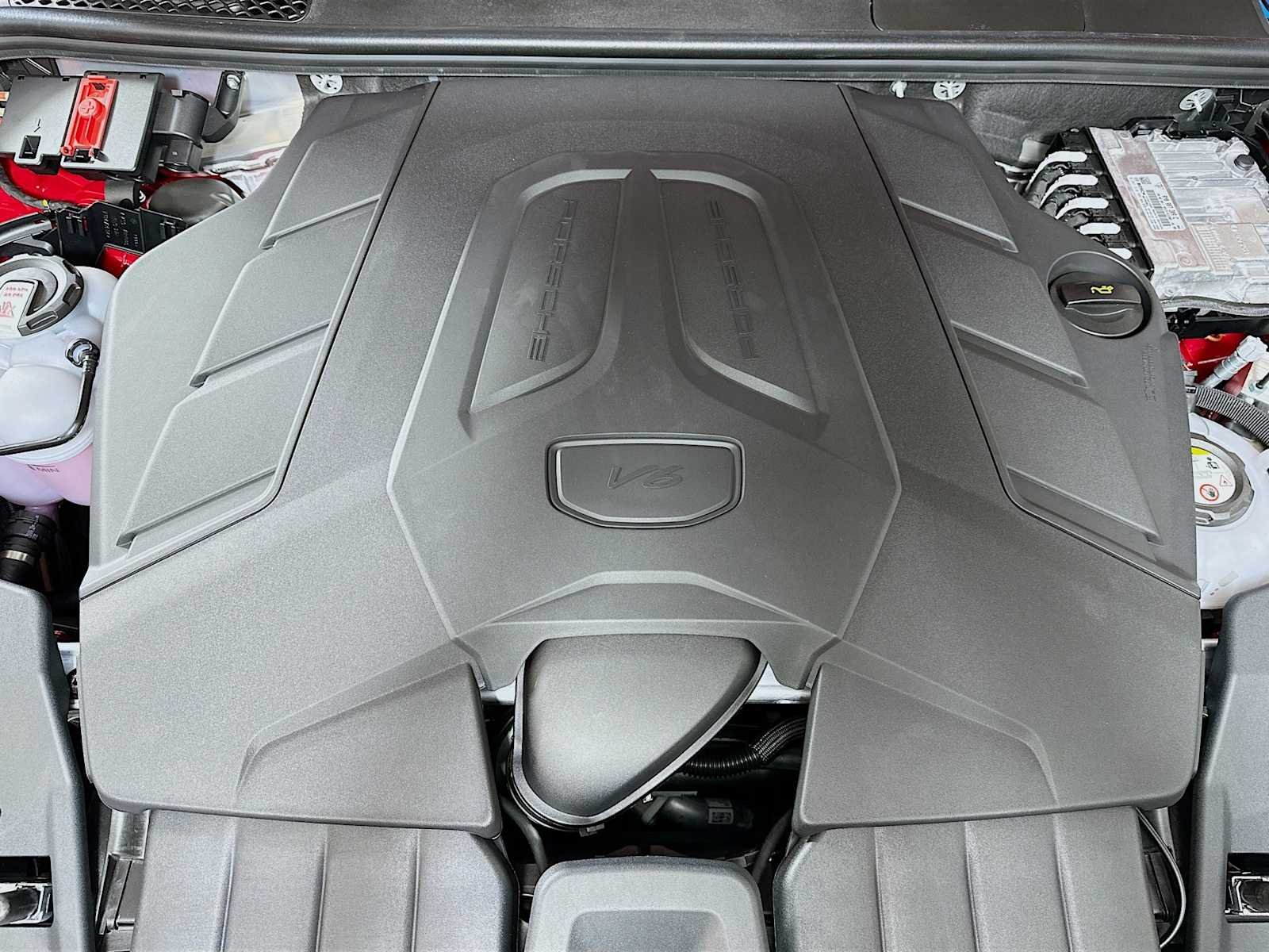 2026 Porsche Cayenne Coup E-Hybrid - Photo 31