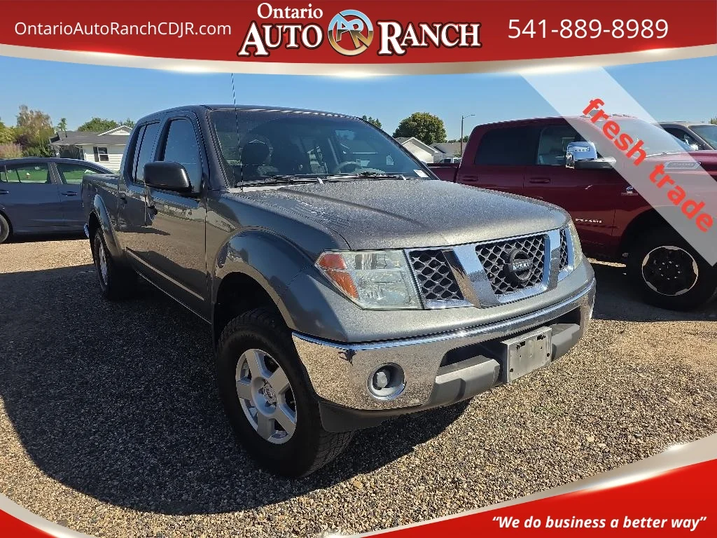 Used 2007 Storm Gray Nissan SE image 1