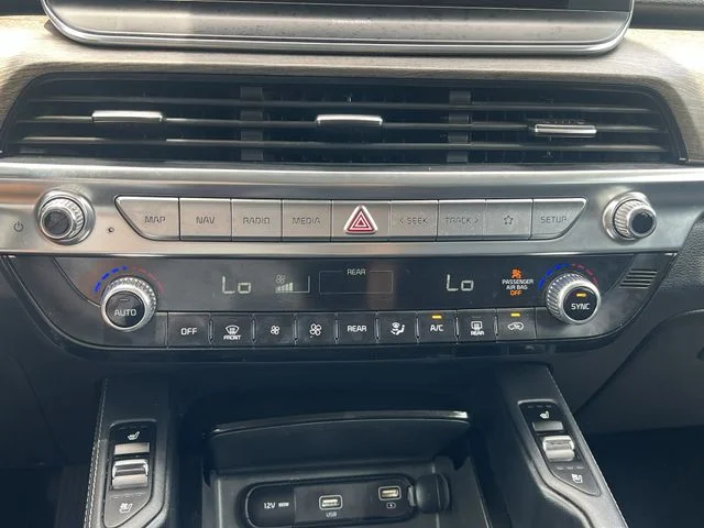 Used 2021 Green Kia EX image 23