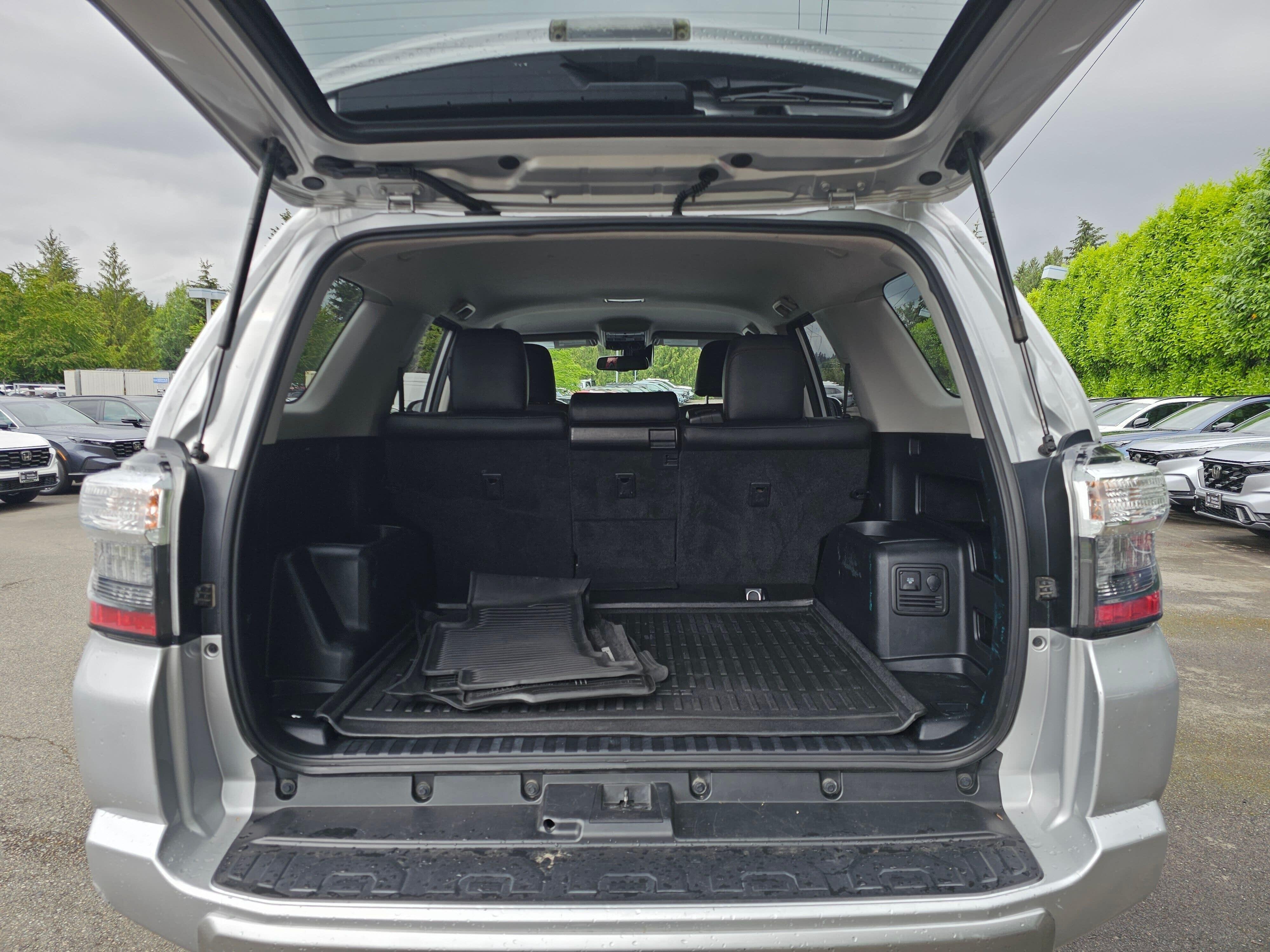 Used 2020 Classic Silver Metallic Toyota TRD Off-Road Premium image 17