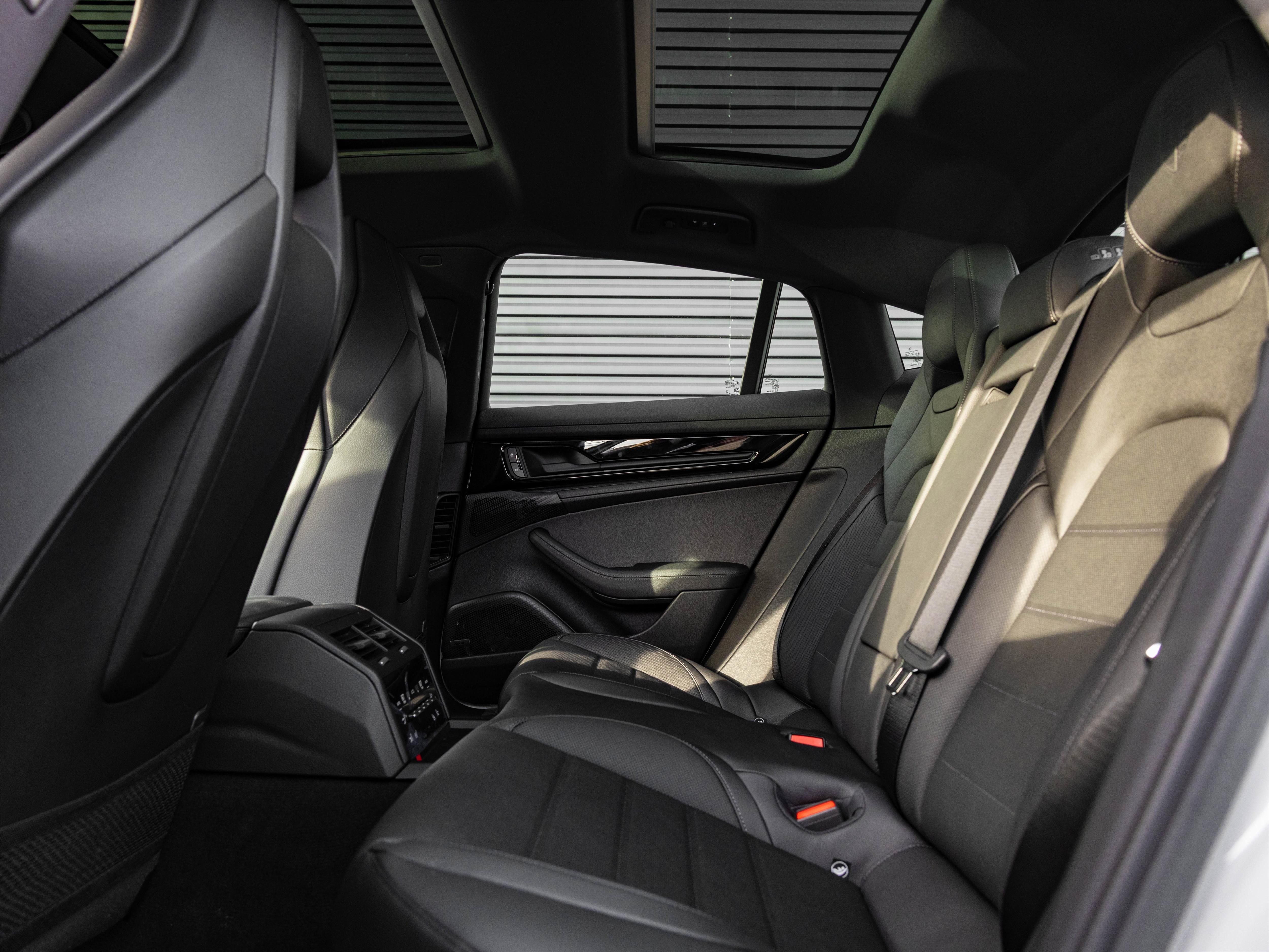 2026 Porsche Panamera Base - Photo 19