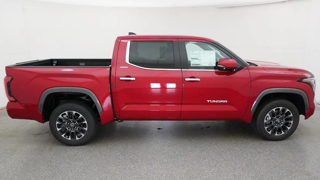 2026 Toyota Tundra Limited - Photo 16