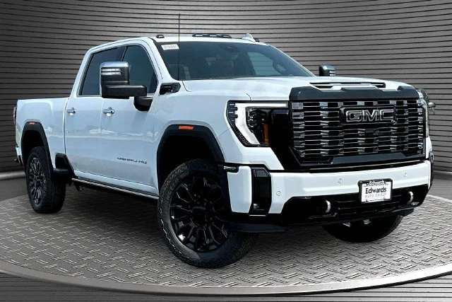 New 2026 Glacier White Tricoat GMC Denali Ultimate image 2