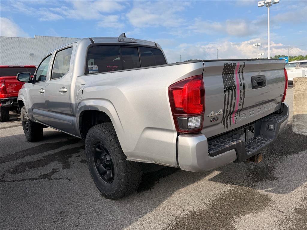 Used 2021  Toyota SR image 8