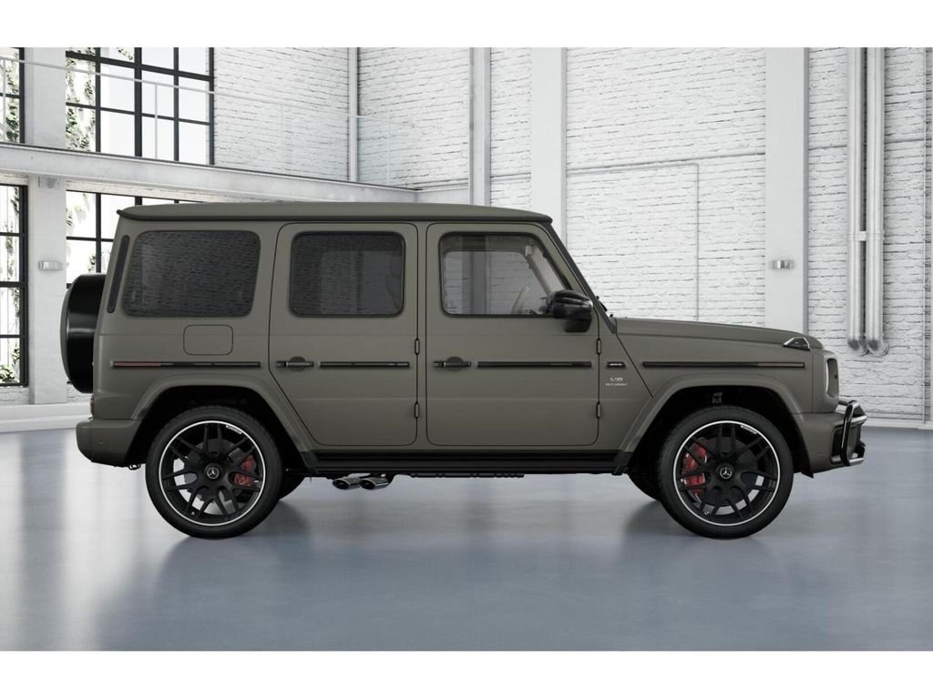 New 2026 MANUFAKTUR Dark Olive Green Magno Mercedes-Benz  image 2