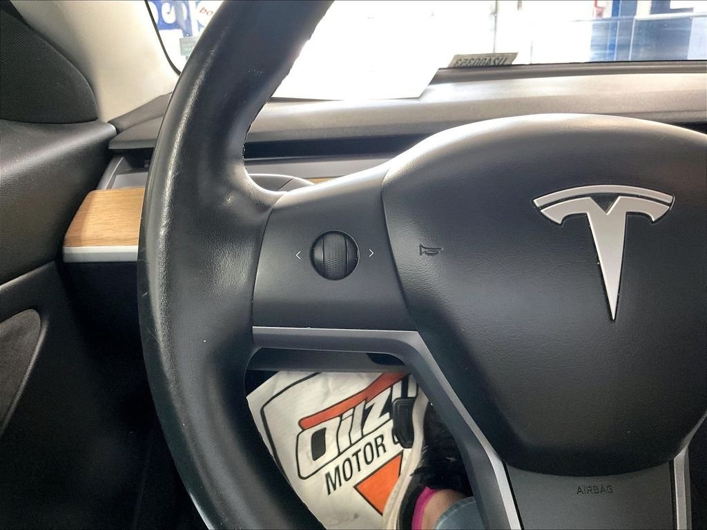 Used 2018 Gray Tesla Long Range image 22