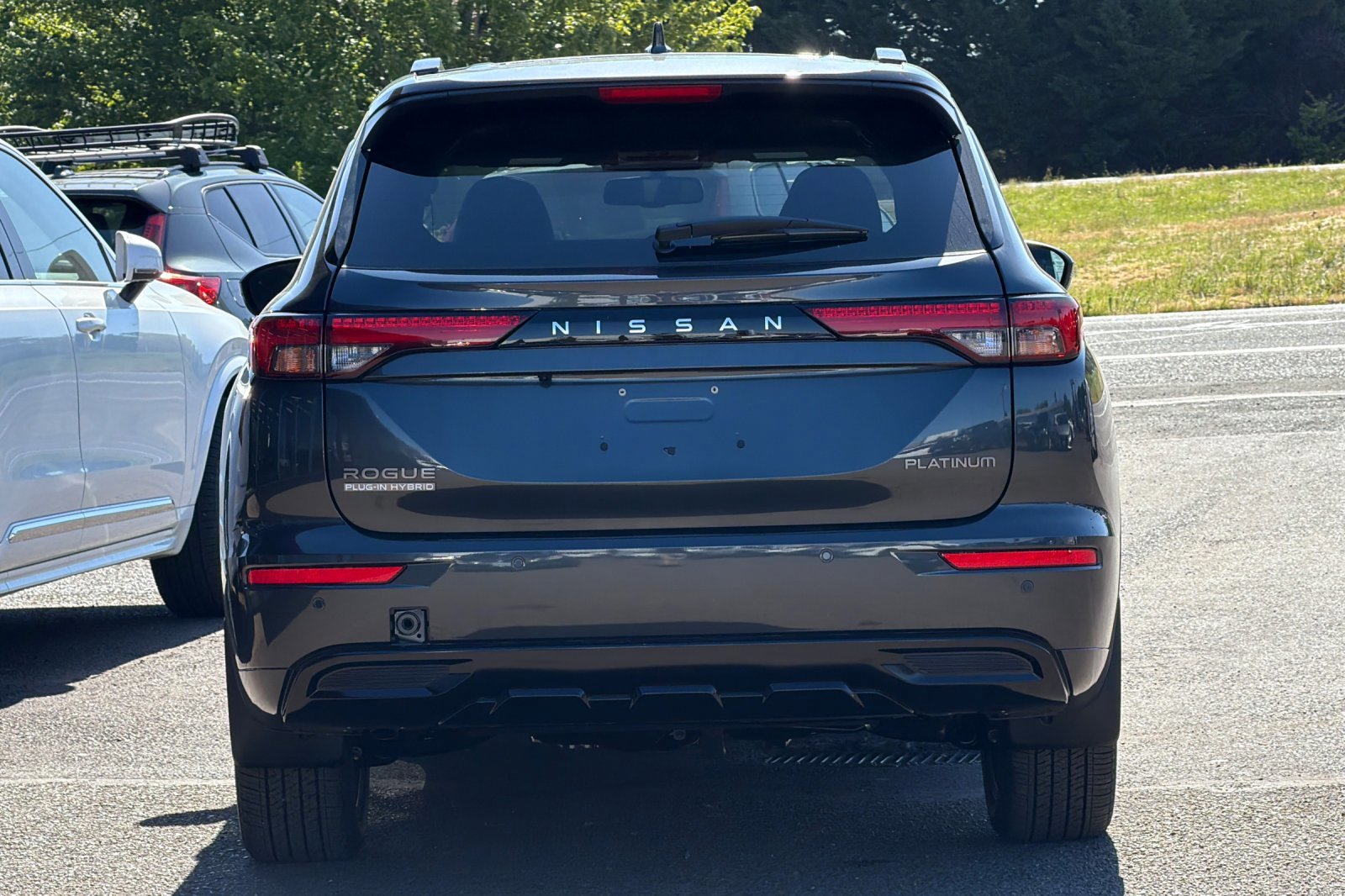 New 2026 Moonrock Gray Nissan Platinum image 5