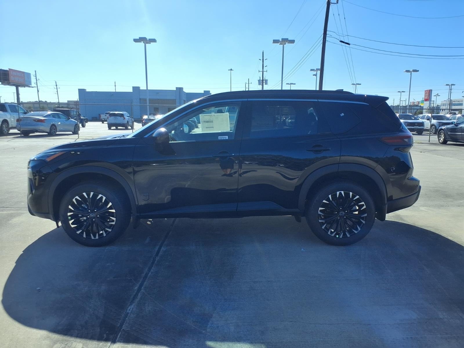2026 Nissan Rogue photo 6 of 26