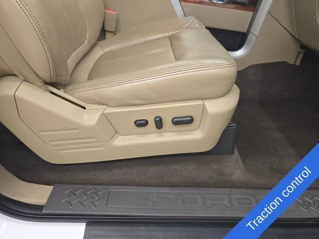 Used 2009 White Sand Tri-Coat Ford Lariat image 10