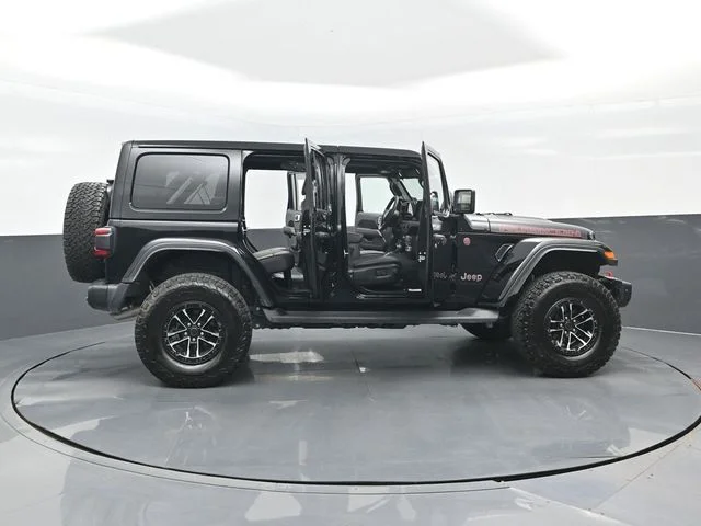 Certified Used 2025 Black Clearcoat Jeep Rubicon X image 25