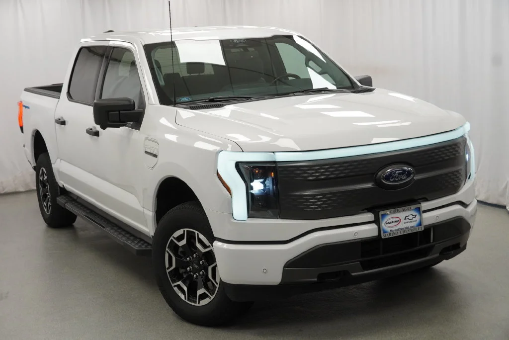 Used 2022 White Ford XLT image 13