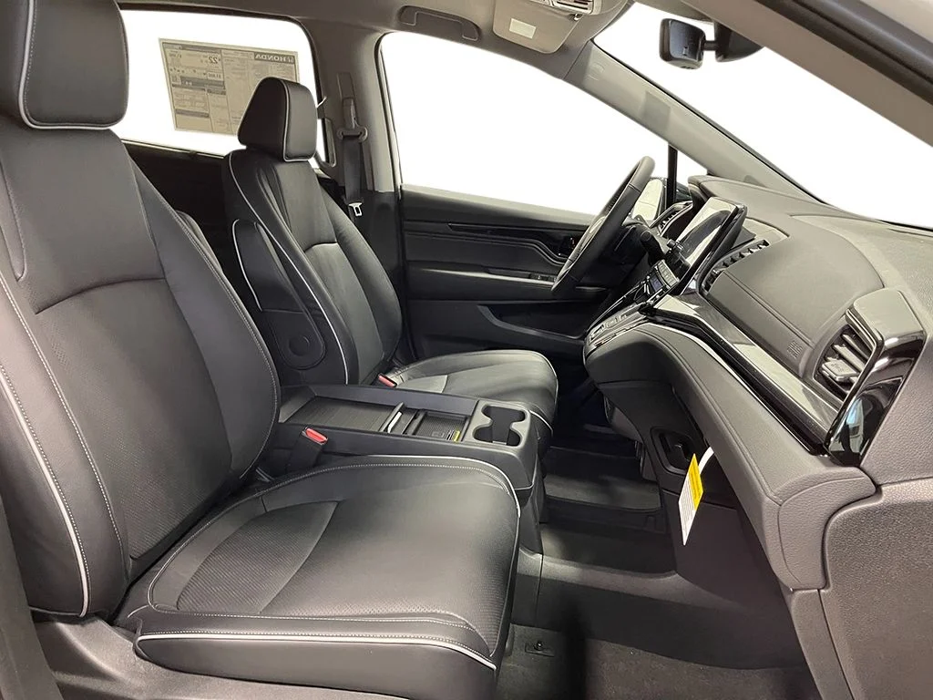 2024 Honda Odyssey Elite - Photo 38