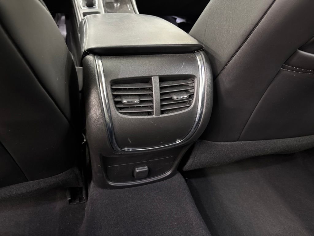 Used 2018 Black Buick Essence image 17