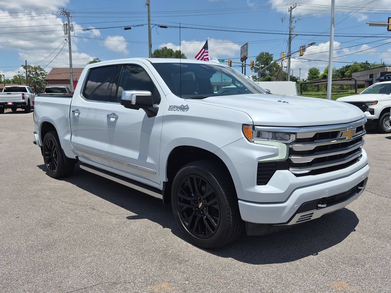 New 2026 Polar White Tricoat Chevrolet High Country image 2