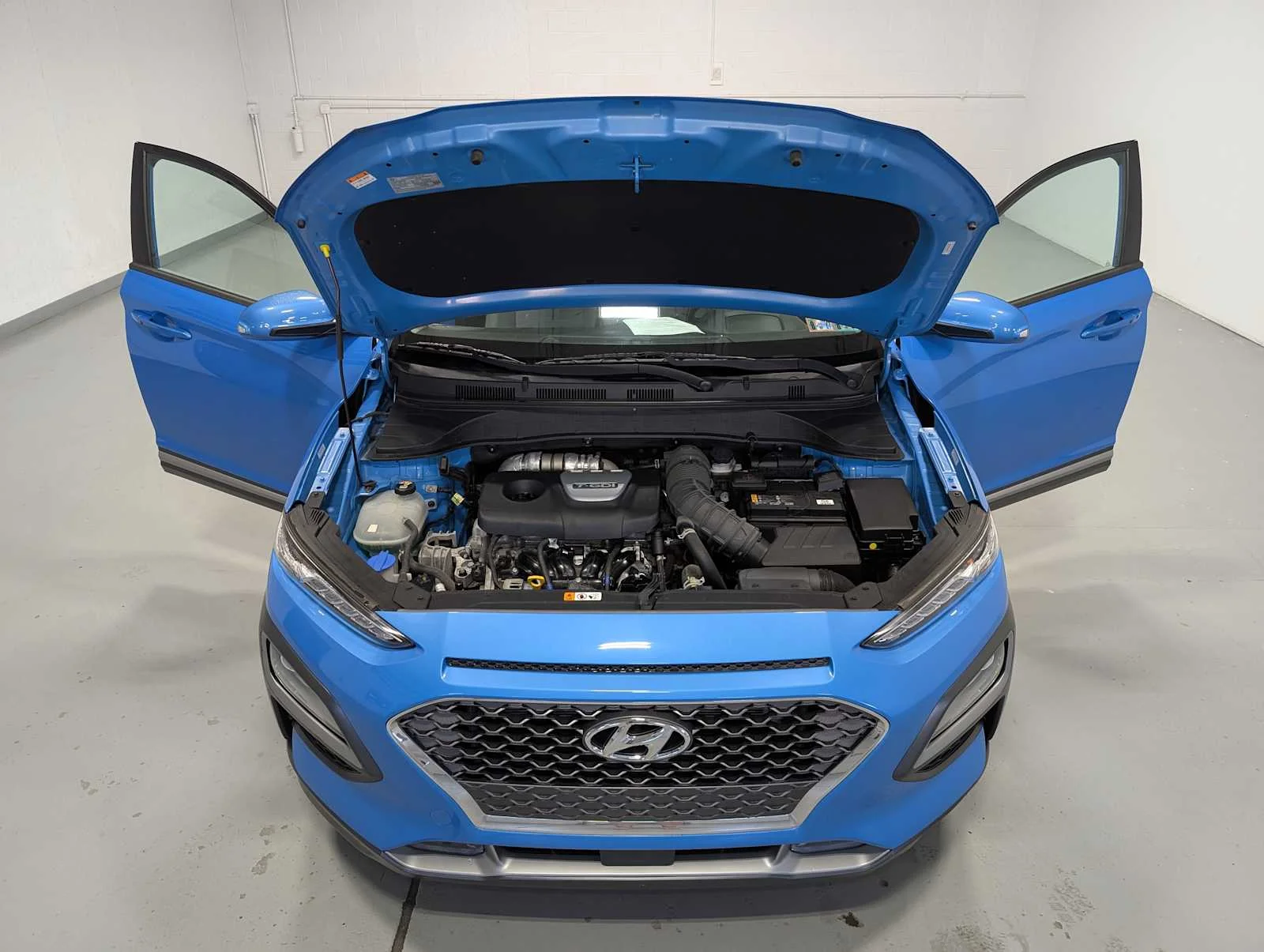 Used 2020 Surf Blue Hyundai Ultimate image 13