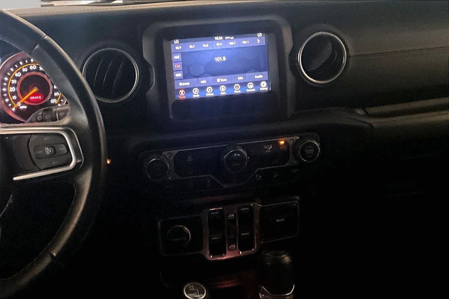 Used 2018 Black Clear Coat Jeep Sahara image 6