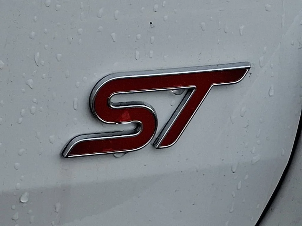 New 2026 Star White Metallic Tri-Coat Ford ST image 15