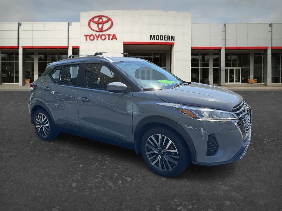 Used 2022 Boulder Gray Pearl Nissan SV image 8