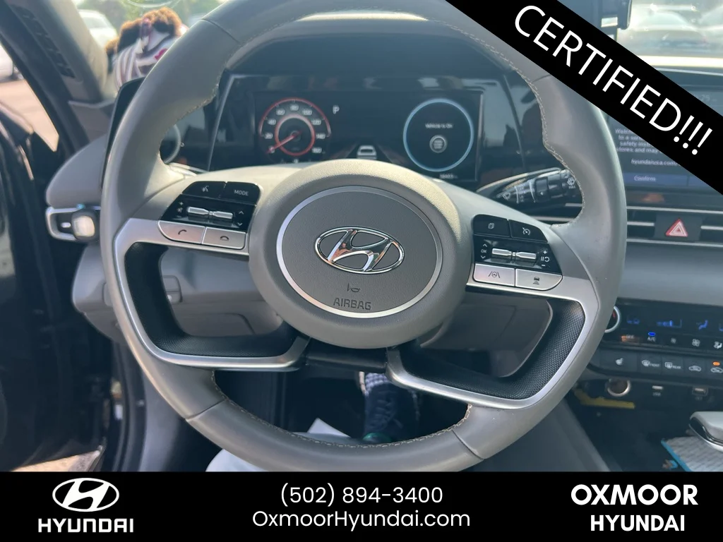 Used 2022 Phantom Black Hyundai SEL image 8