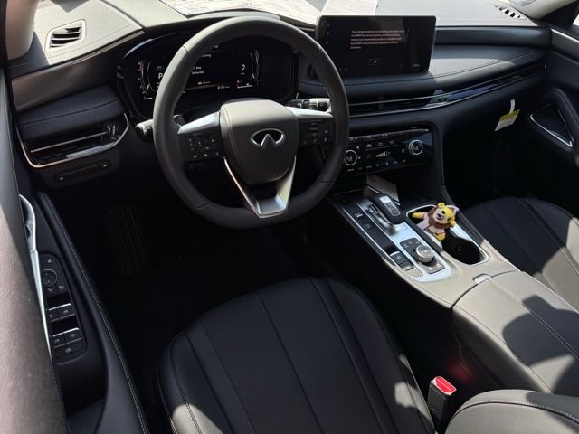 New 2026 MINERAL BLACK INFINITI Luxe FWD image 15