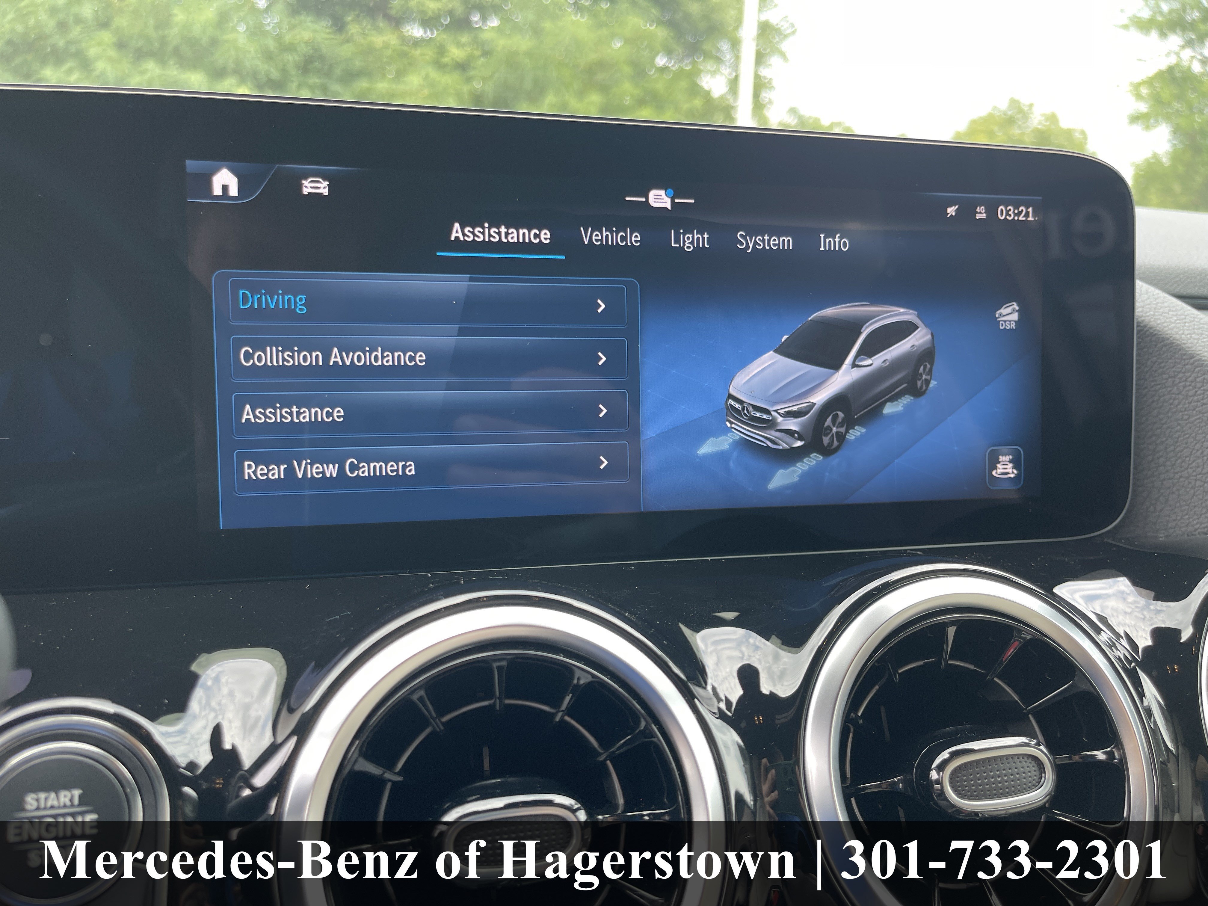 Certified Used 2025 Polar White Mercedes-Benz GLA 250 4MATIC® SUV image 14