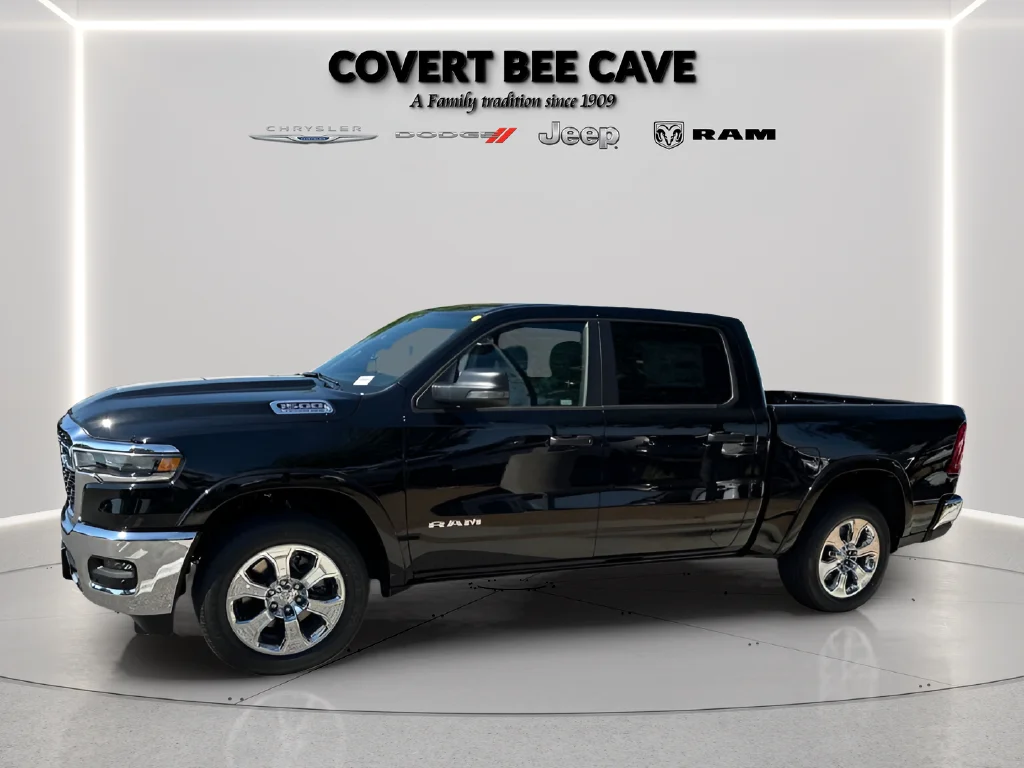 New 2026 Diamond Black Crystal Pearl-Coat Exterior Paint RAM Big Horn/Lone Star image 8