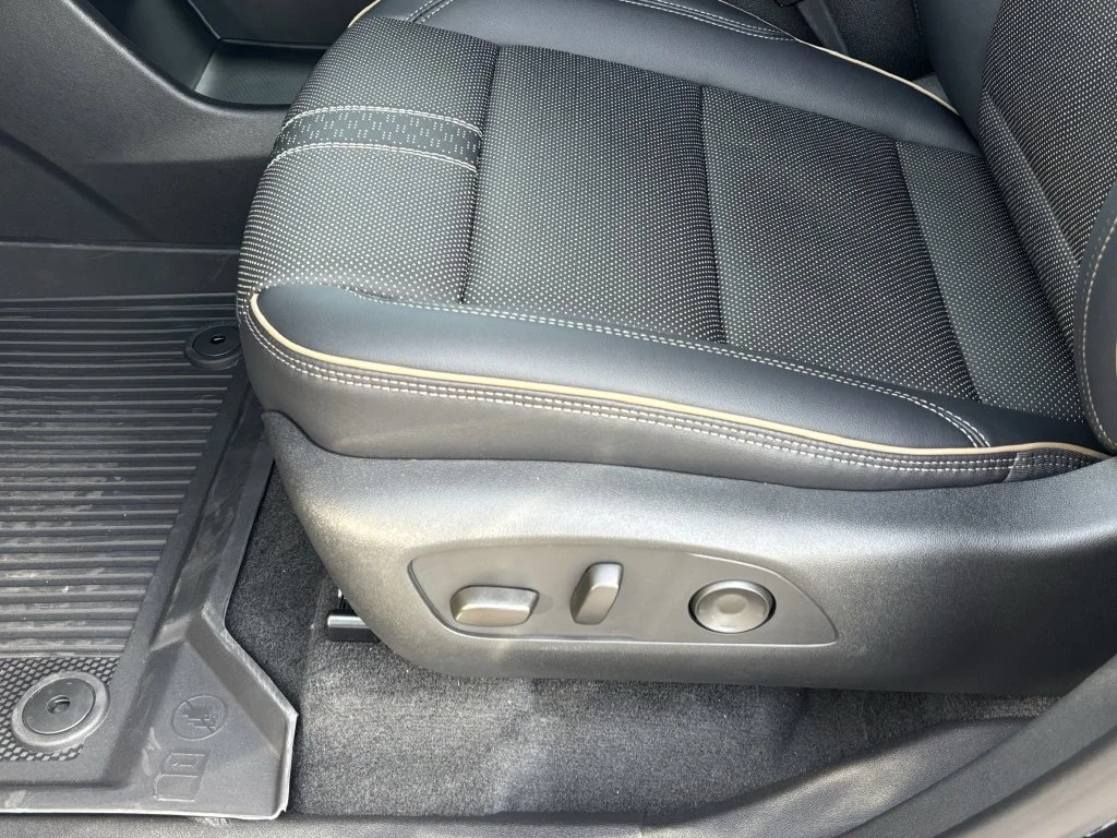 2026 Chevrolet Traverse High Country - Photo 14