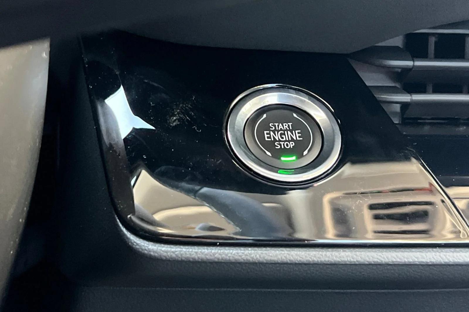 2026 Buick Envision Sport Touring - Photo 25